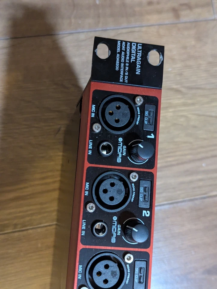 Behringer ADA8200 audiophile 8-in/8-out ADAT audio interface Midas mic preamps - Image 4 of 4