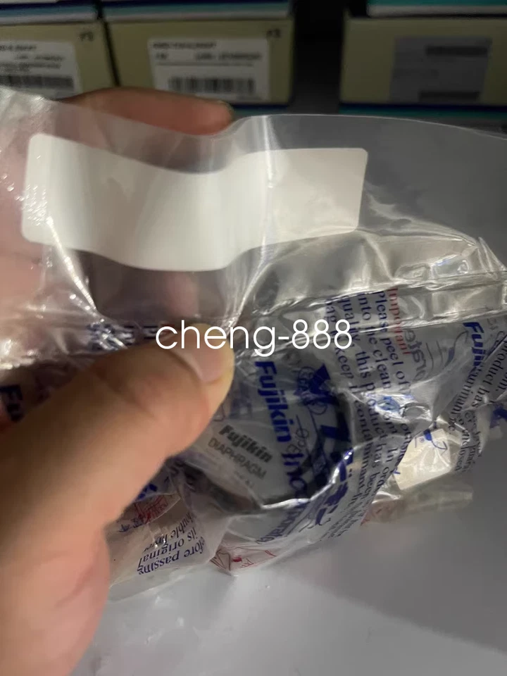 1PCS Fujikin diaphragm valve FUND-8VF-P-BRC new via FedEx or DHL - Image 4 of 4