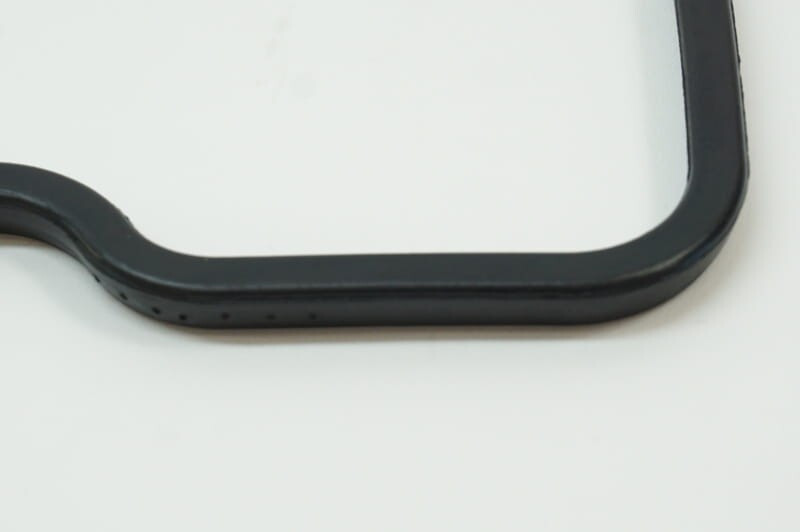 2 Valve Cover Gasket Set ( L & R) for Mercedes - Victor Reinz