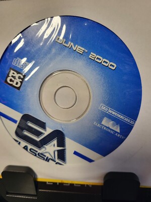 Dune 2000  PC Game CD Electronic Arts / GAME ONLY