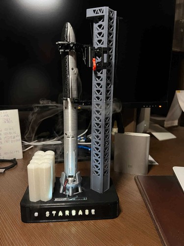 1/400 Spacex Starship Launch Tower Set with Humidifier Model H:31cm/12inches - Picture 4 of 9