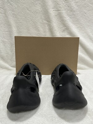 靴 adidas YEEZY Foam Runner Onyx 26.5 adidas YEEZY Foam Runner “Onyx” | Release Date & Price