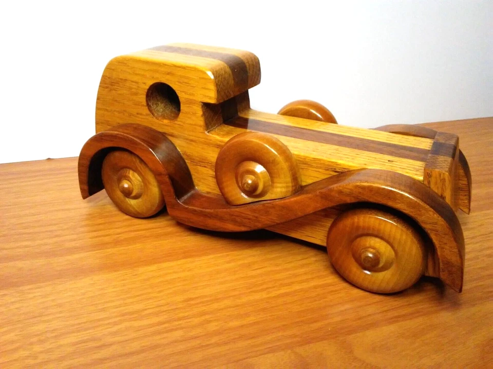 Hermoso Modelo de Coche Roadster de Juguete Clásico de Madera Hecho a Mano Rolls Packard Foto 2 de 4