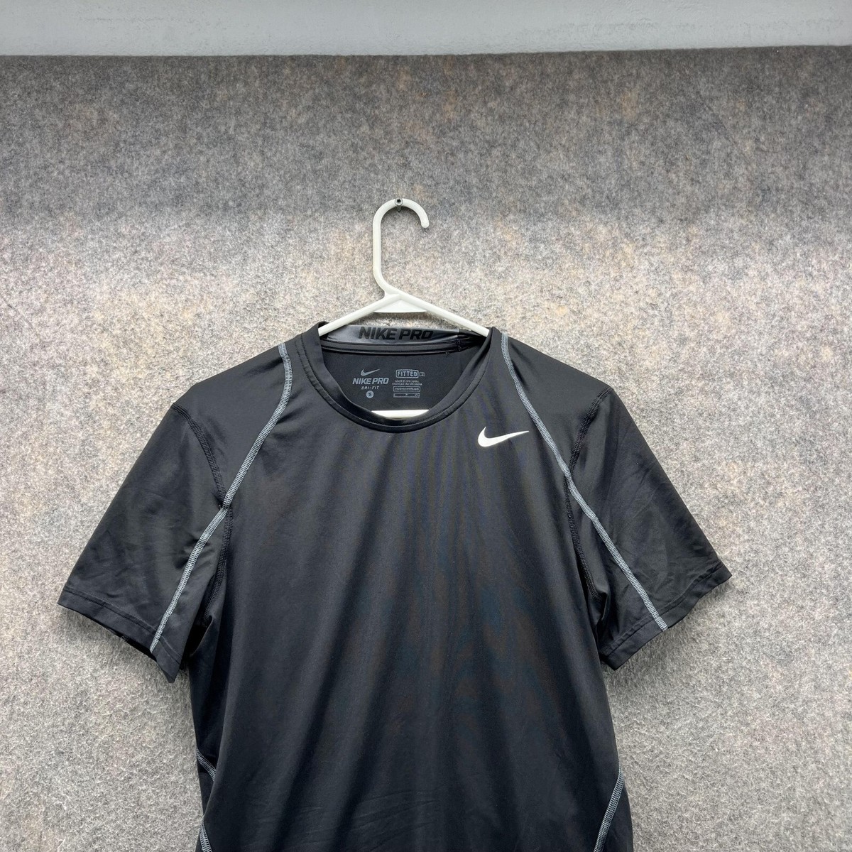 Nike Pro Shirt Men Small Black Athletic Training Dri fit Fitted