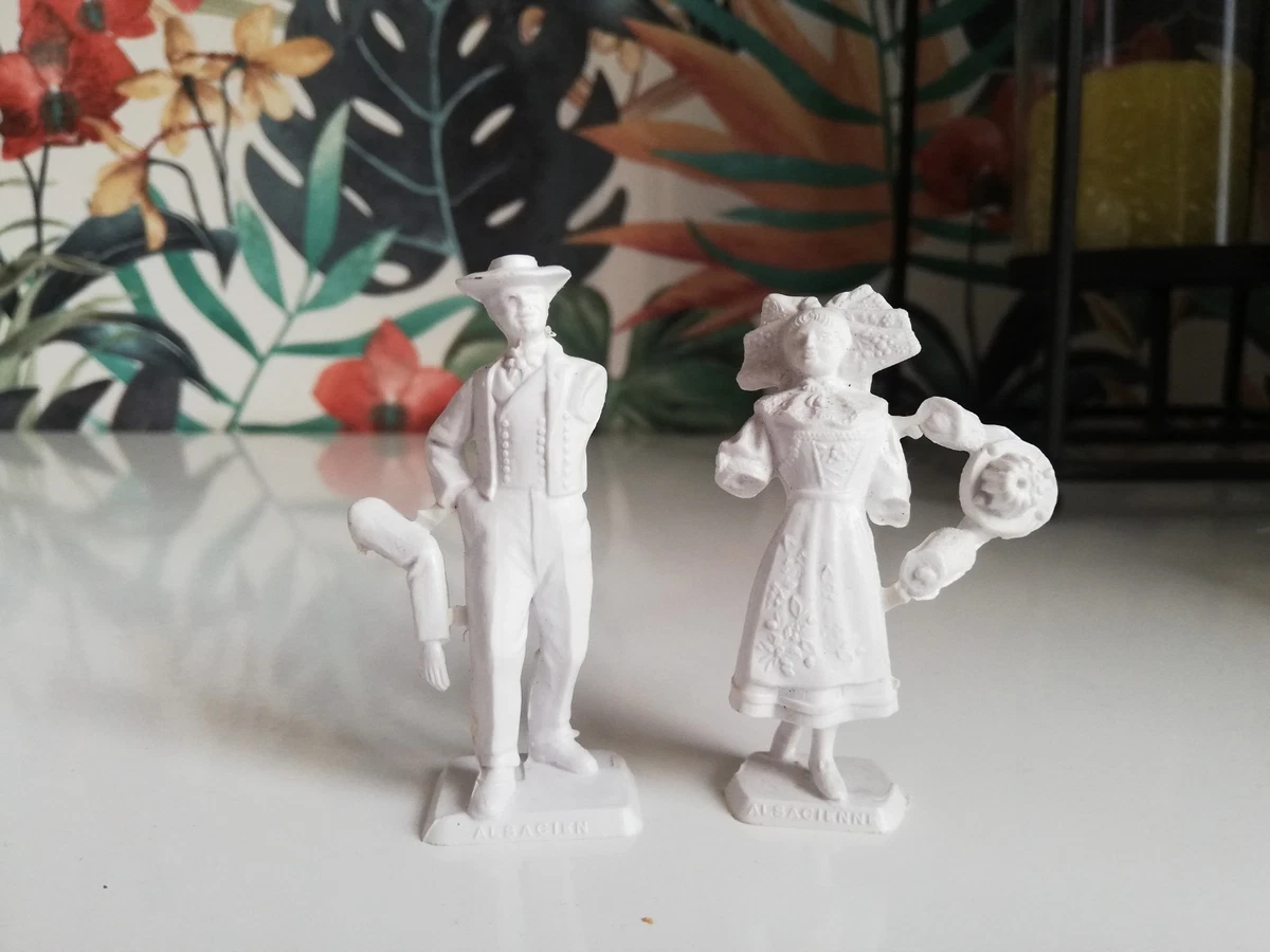 LOT 10 FIGURINES (5 couples) Mokarex publicitaire, série provinces de