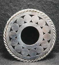 WJ03157 VINTAGE 1970s MACHINE SHOP MADE  GROUP OF CIRCLES  UNISEX BELT BUCKLE