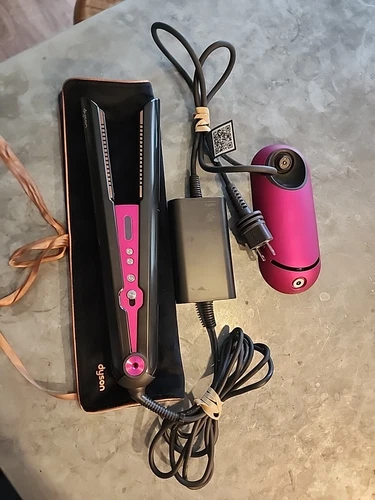 ORIGINAL Dyson Corrale Hair Straightener - HS03 Black /Fuchsia