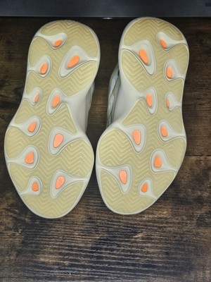 adidas originals Yeezy 700 V3'Fade Salt