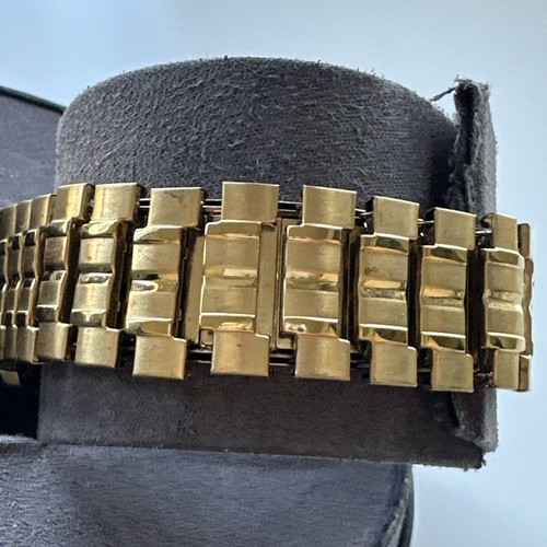 Citizen Men's Bracelet Eco Drive Flexible Band Men's Watch Item No. BM8452-99P - Picture 17 of 24