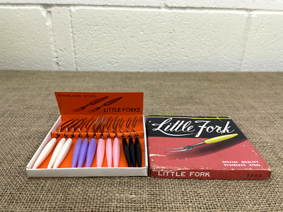 VINTAGE BOXED LITTLE FORK SET RETRO KÜCHE COCKTAIL PARTY OLIVEN MID CENTURY