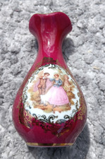 Vintage Limoges Vase 4 Inch Tall Red Gold Beautiful Image Great Condition 12
