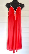 Vtg Vassarette Long Keyhole Nightgown Coral Women's Sz 38 Silky Nylon Tricot