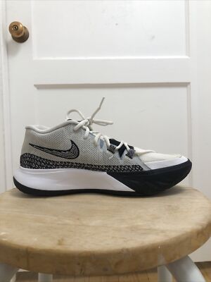 Size 8 Nike Kyrie Fly Trap 6 Black White Oreo