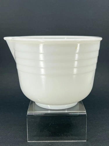 Vtg 1960s Pyrex General Mills White Milk Glass 3 Ring Mixing Bowl w/ Spout #21