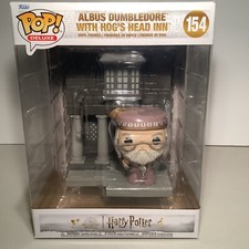 Funko POP! Deluxe Harry Potter Albus Dumbledore With Hog's Head Inn Figure (154)