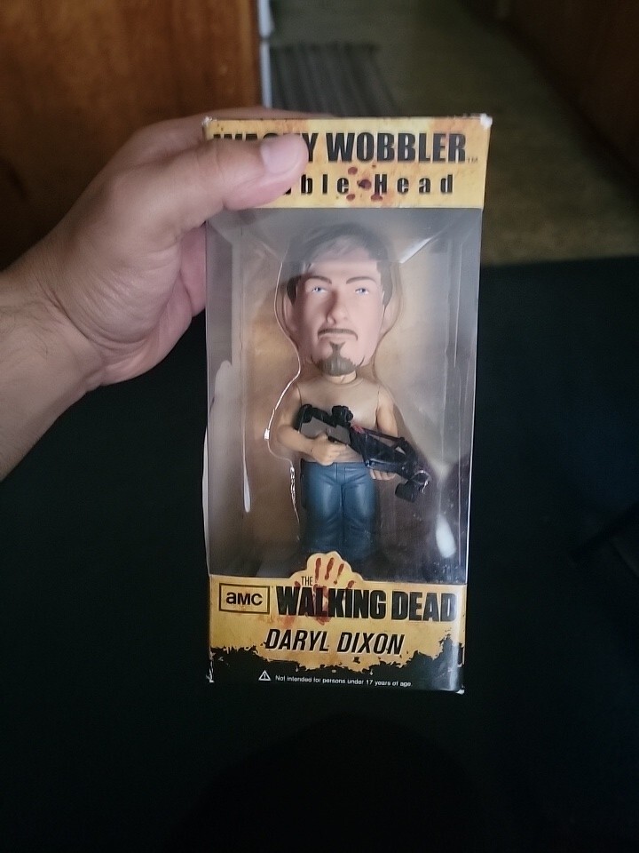 Wacky Wobbler ウォーキングデッド　ダリル・ディクソン Amazon.com: Walking Dead The Daryl Dixon Fabrikations Plush