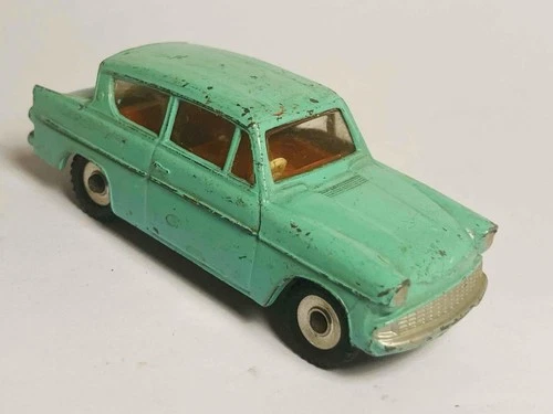 Dinky Toys #155 Ford Anglia - Good Condition Original Vintage (ref39)