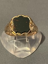 15ct Bloodstone Signet Ring Hallmarked Birmingham 1921 Makers Mark W.R Size S1/2