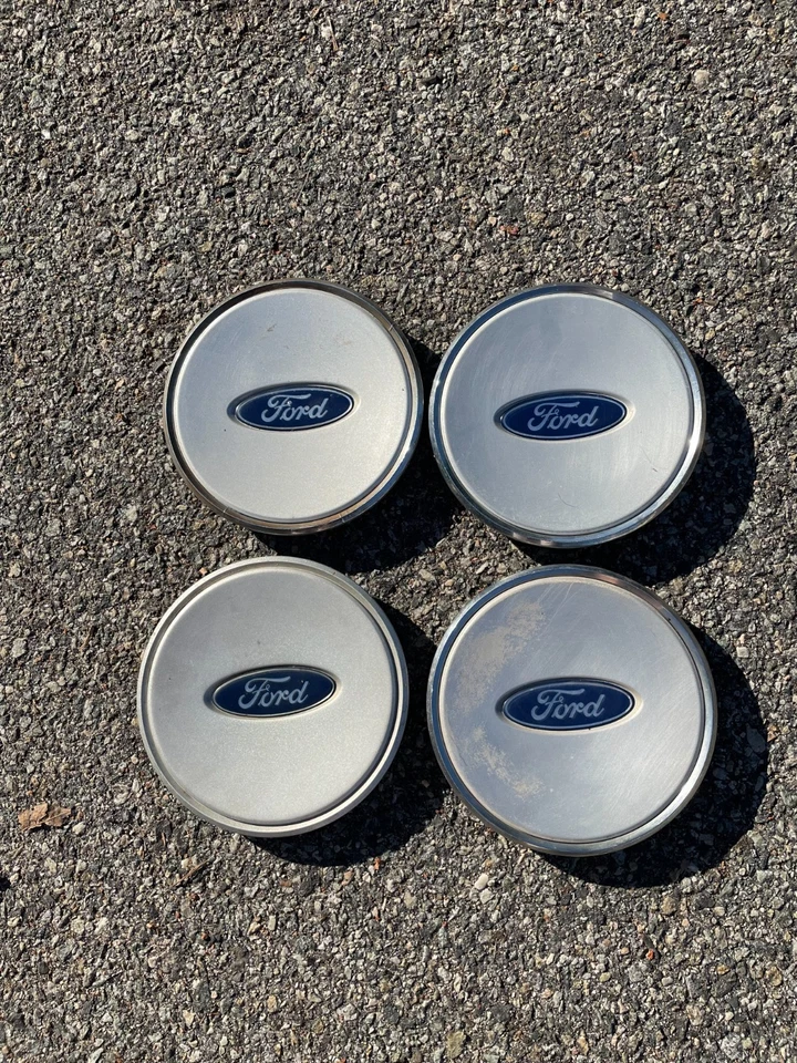 Tapacubos centrales de llantas de aleación Ford Windstar 2001 a 2003 de fábrica Foto 4 de 4