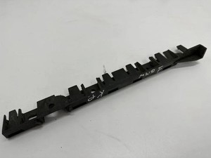 BMW 1 Cabrio E88 Kotflügelhalter vorne links 2.00 Diesel 120kw 2007 22206950