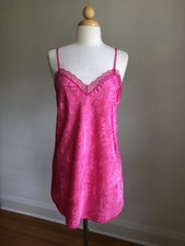 STUNNING VTG SENTIMENTS Pink Silky Satin  Lace Chemise Nightgown Lingerie SZ S