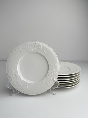 KPM Berlin Germany Set of 8 White Embossed Floral Porcelain Plates 8  Vintage