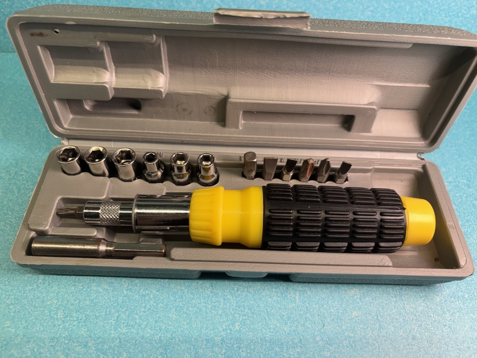 Handyman 15 Piece Multi Purpose Tool Set