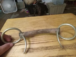 Used Loose Ring leather covered mullen mouth prongs 4 3/4 in