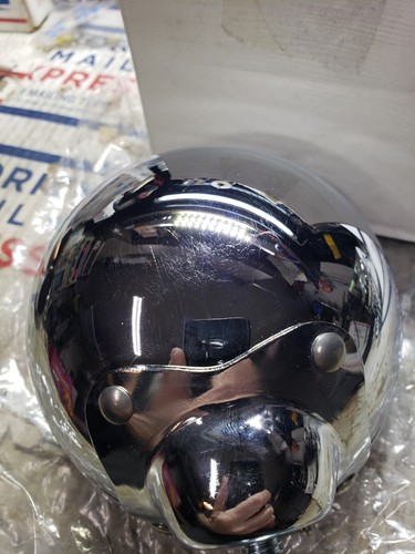 Two HARLEY DAVIDSON HEADLIGHT CASE HOUSING BUCKET PURSUIT LAMP SHELLS NIB - Picture 9 of 13