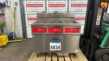 5834 Light Use Vulcan PowerFry5 50 lbs 3-Pot Fryer, Filtration, Model: 3VK45DF-2