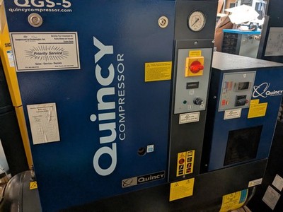 Quincy QGS 5 Rotary Screw Air Compressor 5HP Air Dryer Mounted on