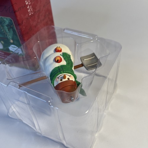 2000 Hallmark Andenken "Max" Die Schneemänner von Mitford Weihnachtsschmuck Neu im Karton - Bild 3 von 7