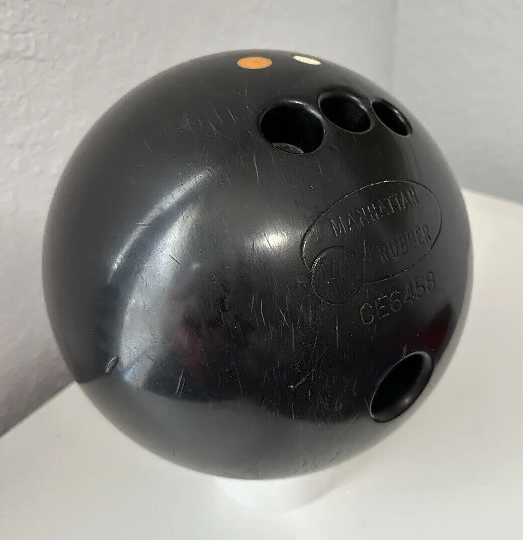 Vintage Manhattan Rubber MR Bowling Ball Drilled Black 15lbs Vintage Manhattan Rubber MR Bowling Ball Drilled Black 15lbs