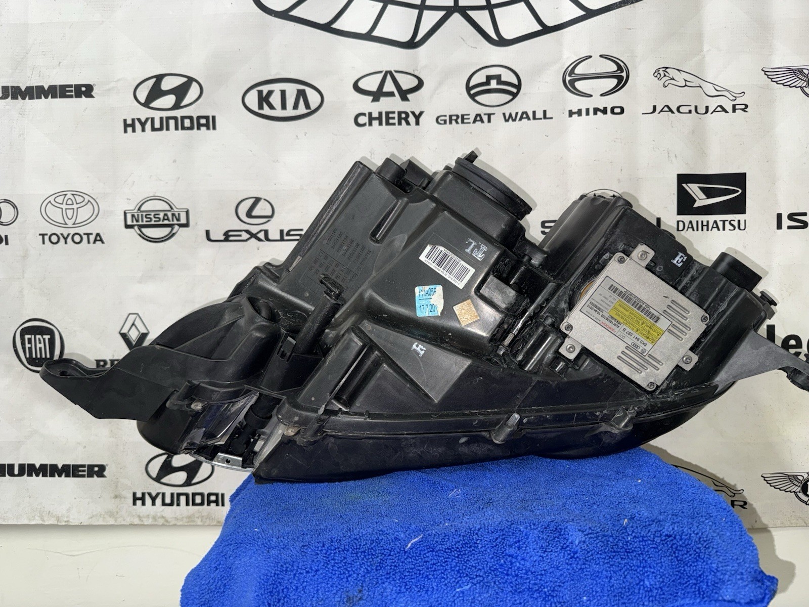 2012 2017 Bentley Continental  OEM RH BI HID Xenon Headlight