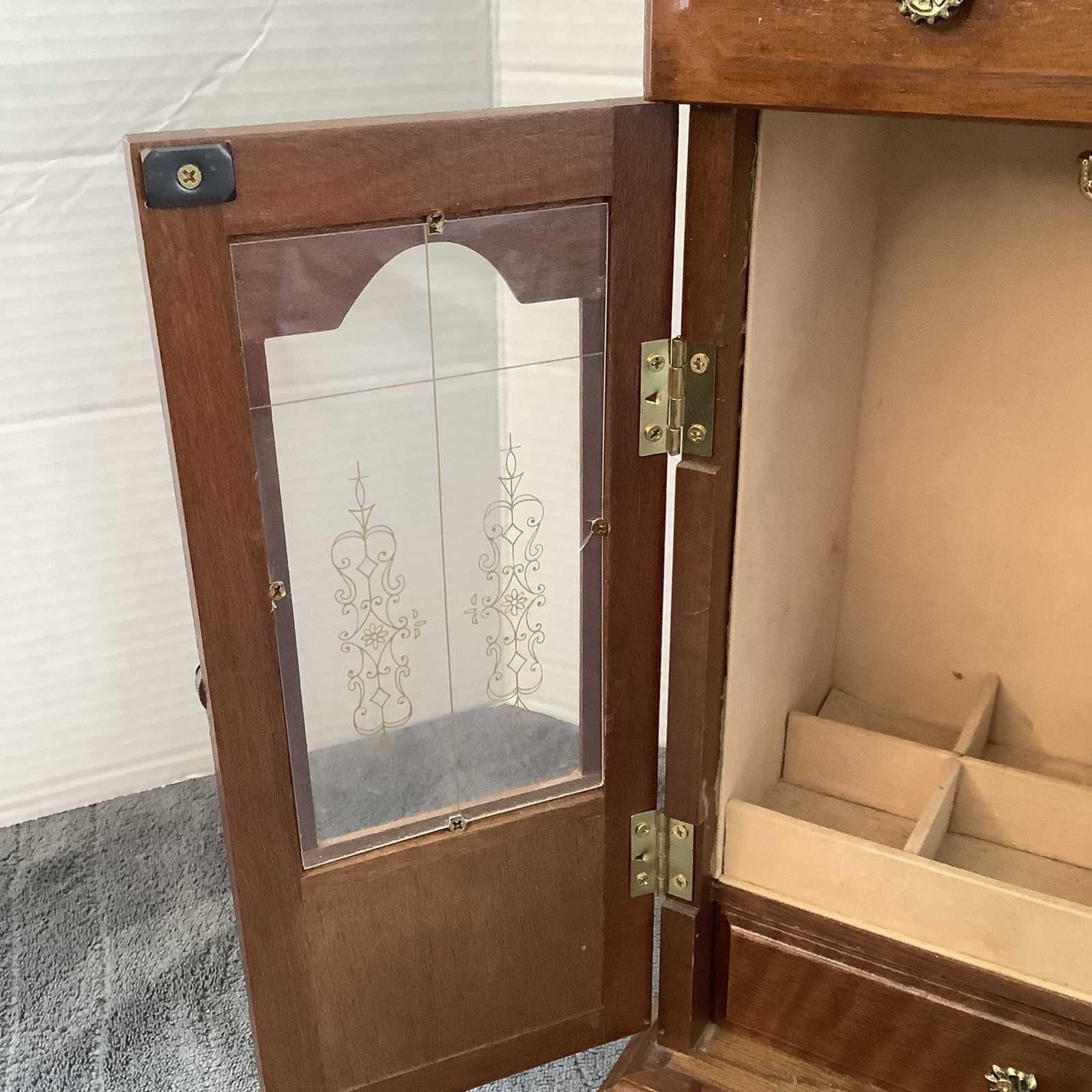 Vintage Wooden Jewelry Box Armoire 2 Doors Hangers ring slots earrings EUC