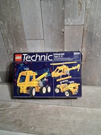 1989 Vintage Lego Technic  Universal 8034 set with box & Instructions Read Below