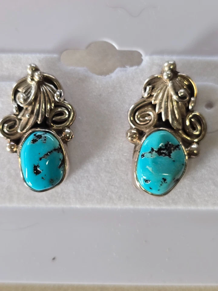 Brincos postes turquesa genuínos (assinados) nativos americanos, prata esterlina - Imagem 4 de 4
