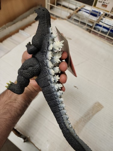 Godzilla 2004 2005 Standard Bandai 6" Grey spikes Toho Figure Toy Rare - Picture 7 of 11