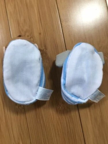 LOTE ~ Botines de sonajero de elefante/mono recién nacido y par de calcetines de garbanzo Foto 4 de 4