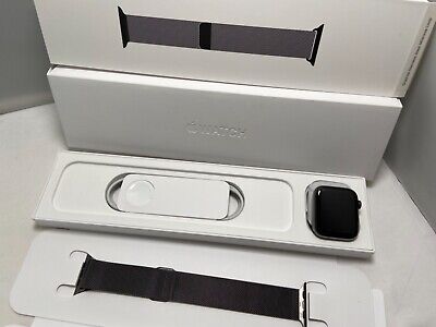 Apple Watch Series 6 44mm Case with Milanese Loop - Graphite Apple Watch Series 6 44mm Case with Milanese Loop - Graphite