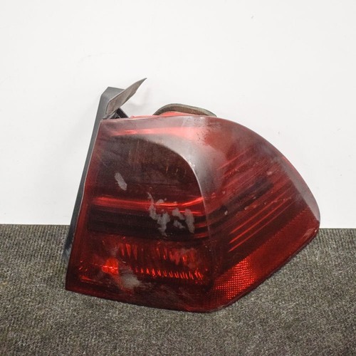 BMW 3 Touring E91 320 d Rücklicht hinten rechts 7160062 130kw 2008