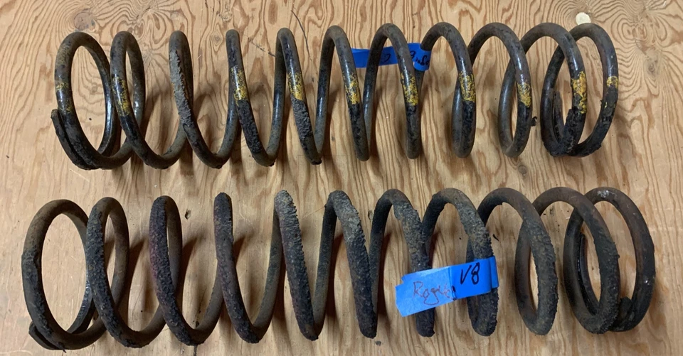 AMC Rambler American Rogue SC 1967-69, AMX muelles helicoidales delanteros V8 Foto 2 de 3