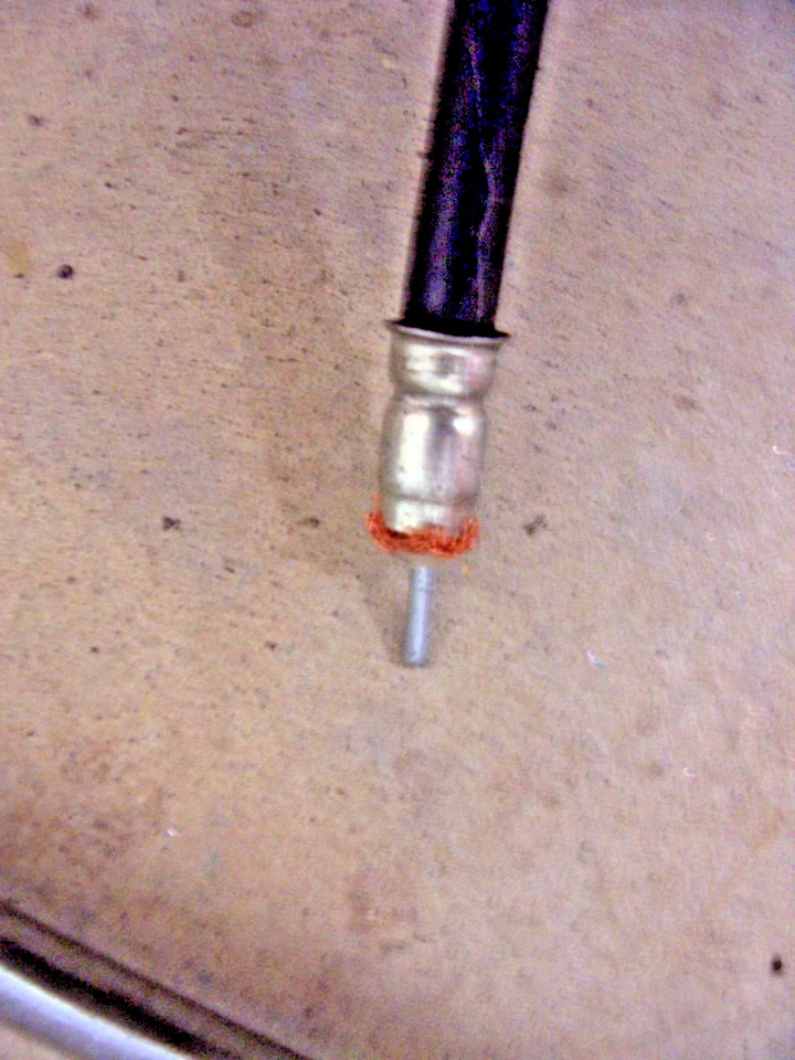 Oldsmobile Cutlass 442 1968 ¡¡Antena de radio!! ¡¡USADO DECENTE!! necesita cable? Foto 2 de 3