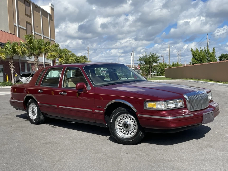1997 Lincoln Town Car ПОДПИСЬ - Изображение 2 из 4
