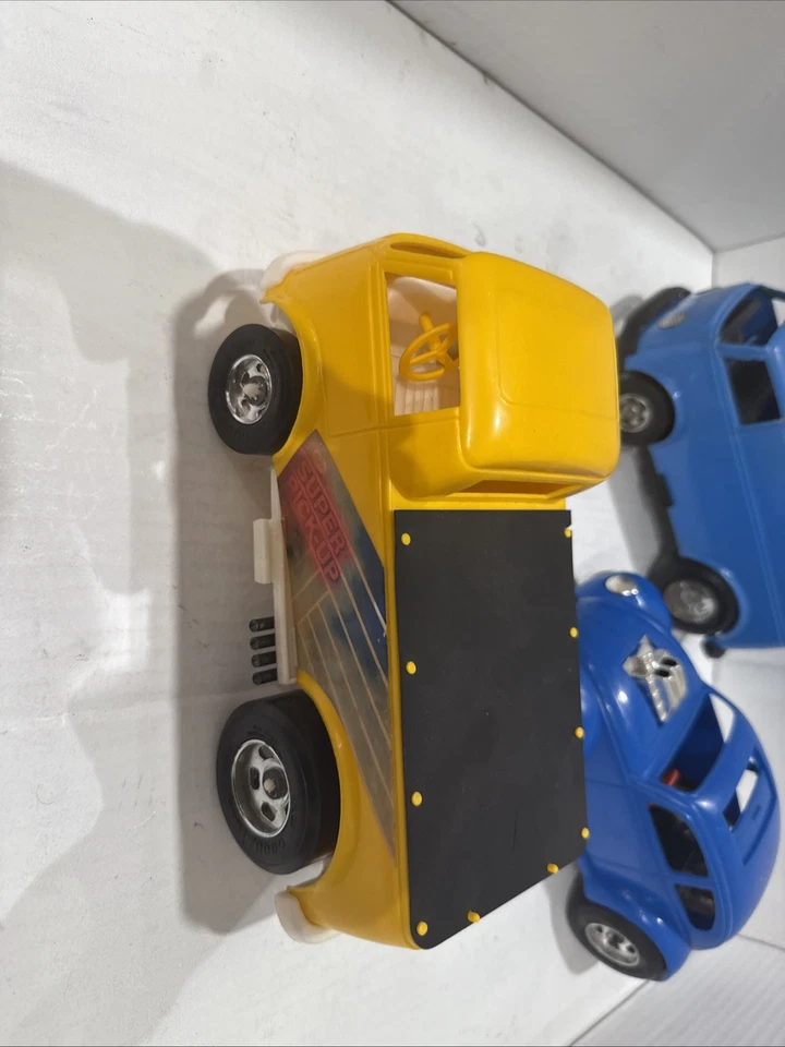 Testors Hawk Model Gas Powered Crew truck, VW and Van 1970's Original Used - Image 2 of 4