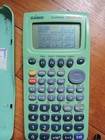 Lot de 8 calculatrices * CASIO Graph 25+ * FX180 * FX92 * SHARP EL386* TI 1100 *