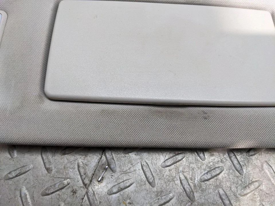 Parasol izquierdo conductor iluminado para 07-14 ESCALADE 1172352 Foto 4 de 4