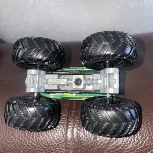 Hot Wheels Monster Truck Twin Mill 1:64 - Picture 6 of 6