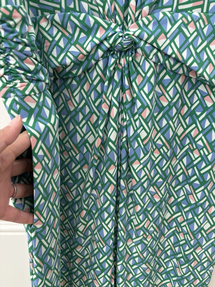 Nuevo con etiquetas Mono Vince Camuto Para Mujer 2X Estampado Geométrico Verde y Azul Manga Corta Foto 3 de 4