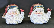 Vintage 2000 Shun Hui Santa w/Cardinal on Beard Salt & Pepper Shakers Set